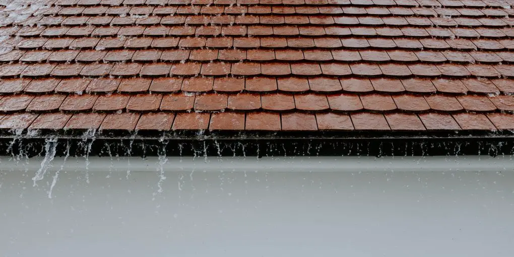 The difference between roof repair and getting a new roof